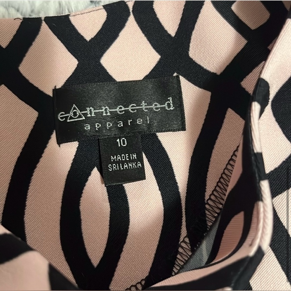 Geometric  Pattern Sheath- Creme-Off White /Black -NWOT-Sz 10-Chic & Flattering - Picture 13 of 13